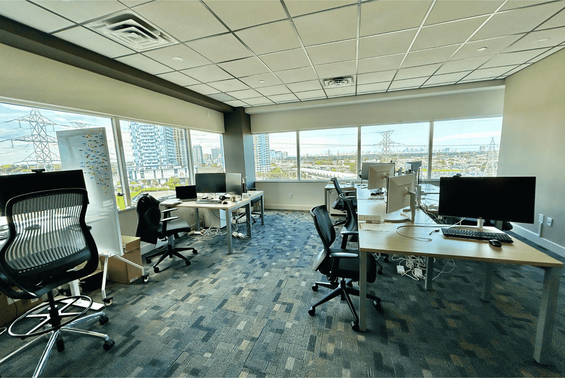 Open desk - Coworking and Private Office Space in Etobicoke, Ontario